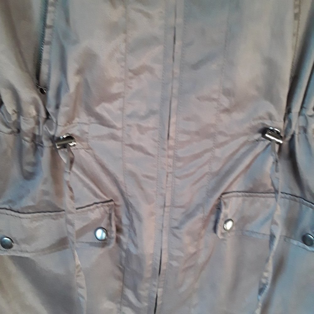 Like New Basic Edge Toupe Utility Jacket - image 4